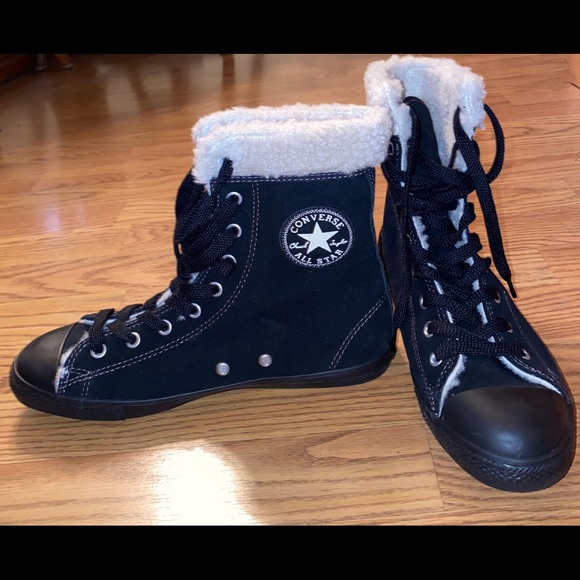 Chuck Taylor All Star Winter High Top🔥Brand New🔥 - Picture 2 of 3